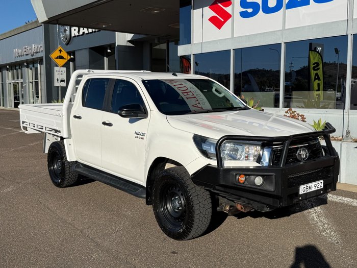 2019 Toyota Hilux SR