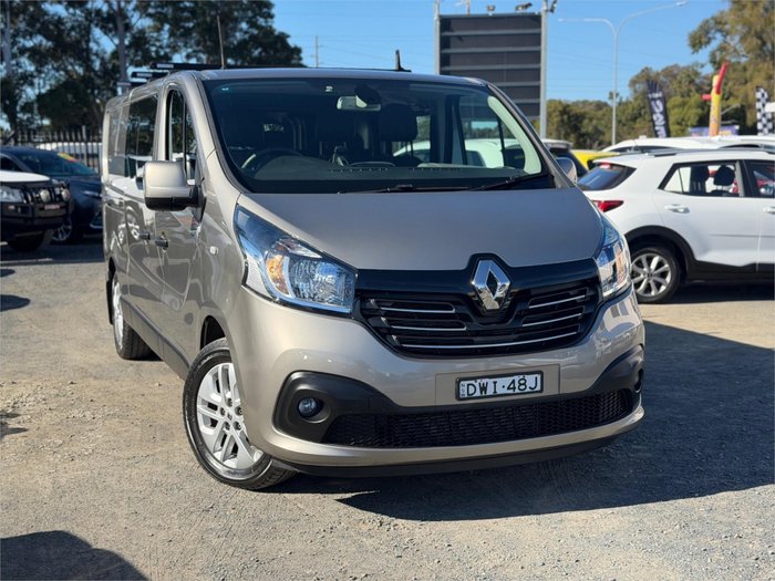 2017 RENAULT TRAFIC
