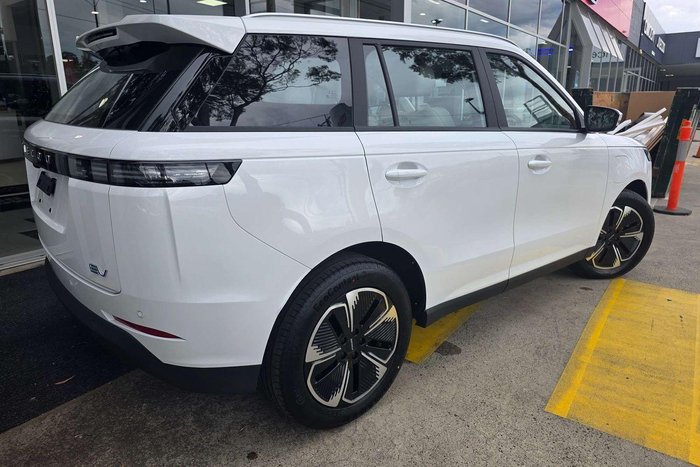 2026 Jaecoo J5 EV Summit