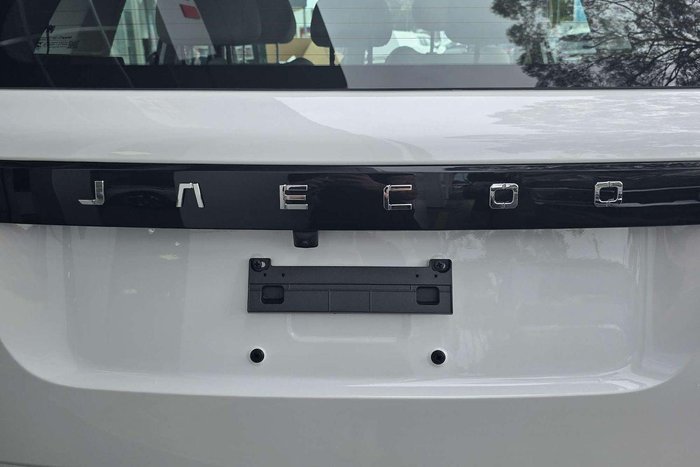 2026 Jaecoo J5 EV Summit