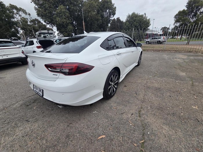 2018 Holden Commodore RS