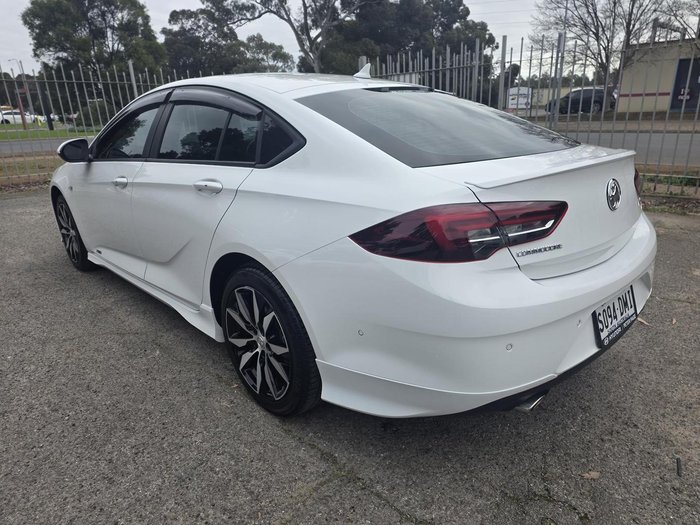 2018 Holden Commodore RS