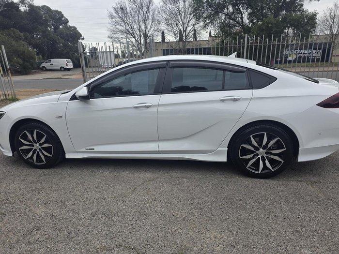 2018 Holden Commodore RS
