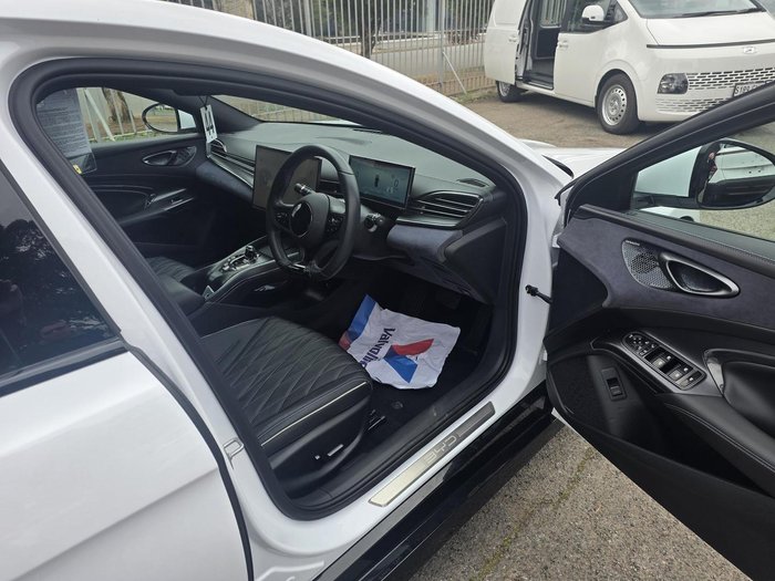 2024 BYD SEAL Dynamic