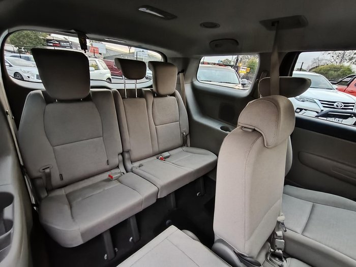 2018 Kia Carnival S