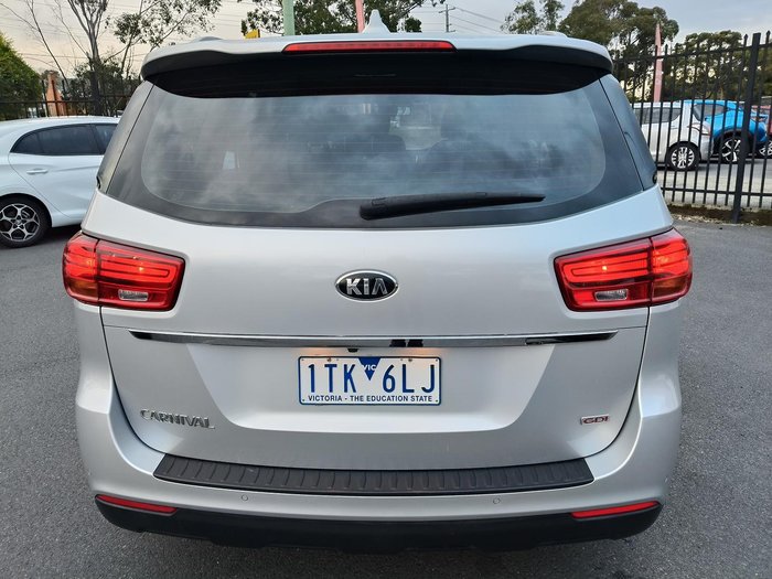 2018 Kia Carnival S
