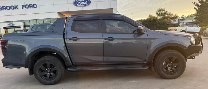 2025 Isuzu D-MAX X-TERRAIN