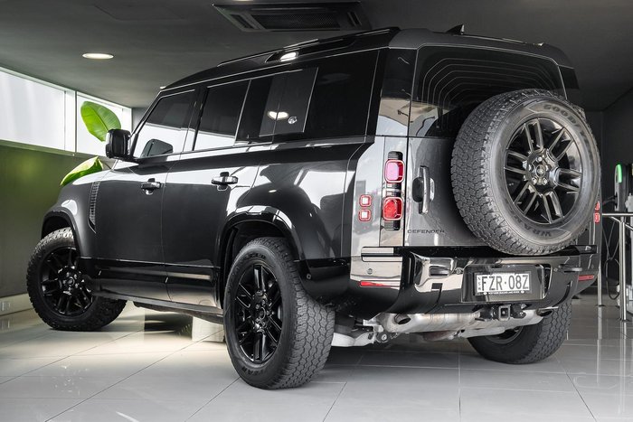 2023 Land Rover Defender 110 P400 X-Dynamic HSE