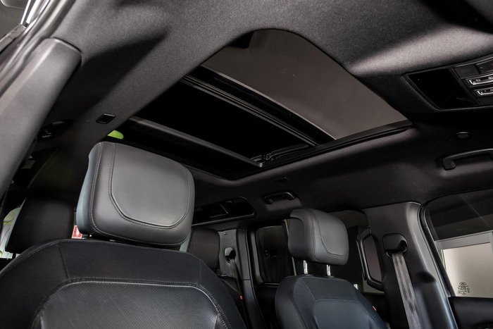 2023 Land Rover Defender 110 P400 X-Dynamic HSE
