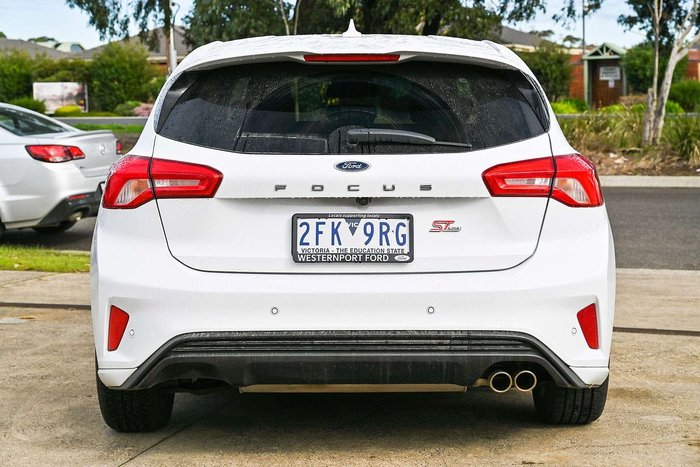 2019 Ford Focus ST-Line