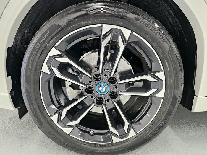 2024 BMW iX2 eDrive20 M Sport