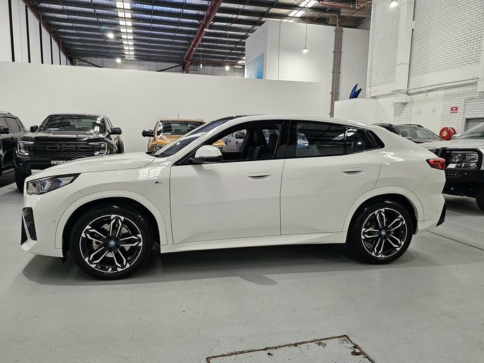 2024 BMW iX2