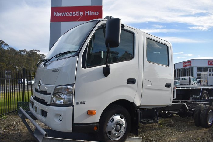 2025 Hino 300 Series