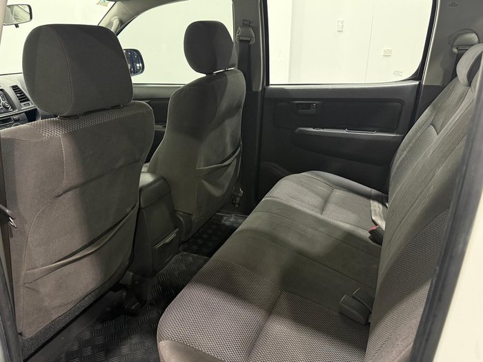2012 Toyota Hilux SR