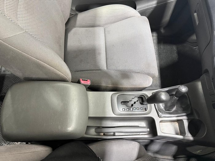2012 Toyota Hilux SR