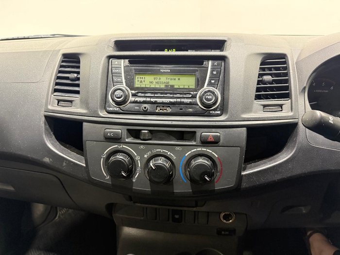 2012 Toyota Hilux SR