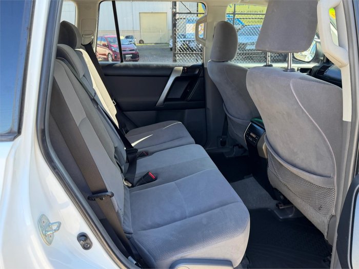 2013 TOYOTA LANDCRUISER PRADO GXL (4x4)