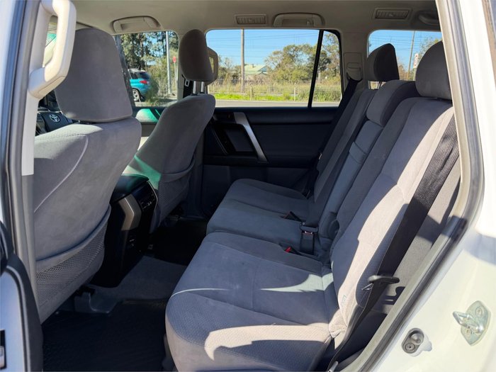 2013 TOYOTA LANDCRUISER PRADO GXL (4x4)
