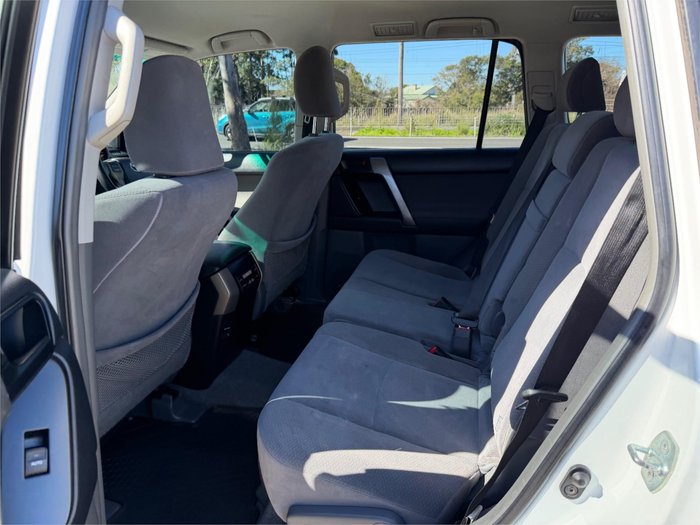 2013 TOYOTA LANDCRUISER PRADO GXL (4x4)