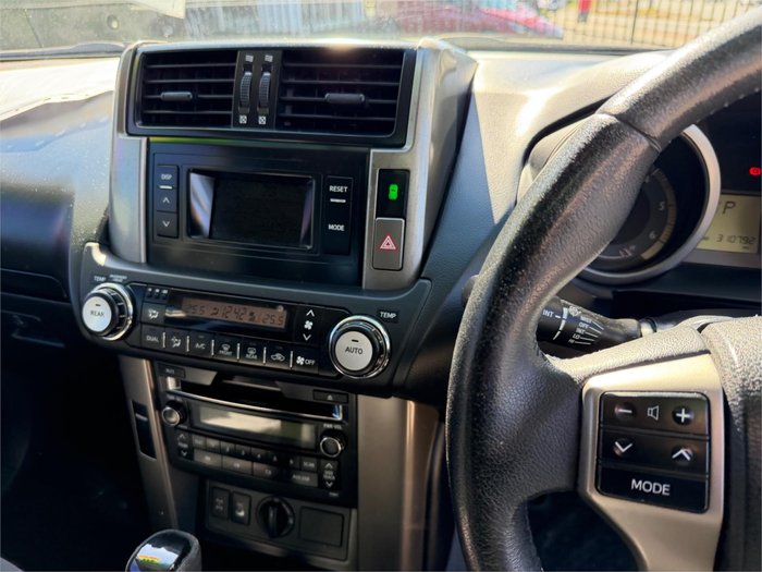 2013 TOYOTA LANDCRUISER PRADO GXL (4x4)