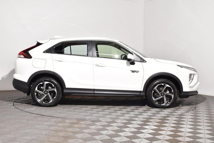 2023 Mitsubishi Eclipse Cross PHEV ES