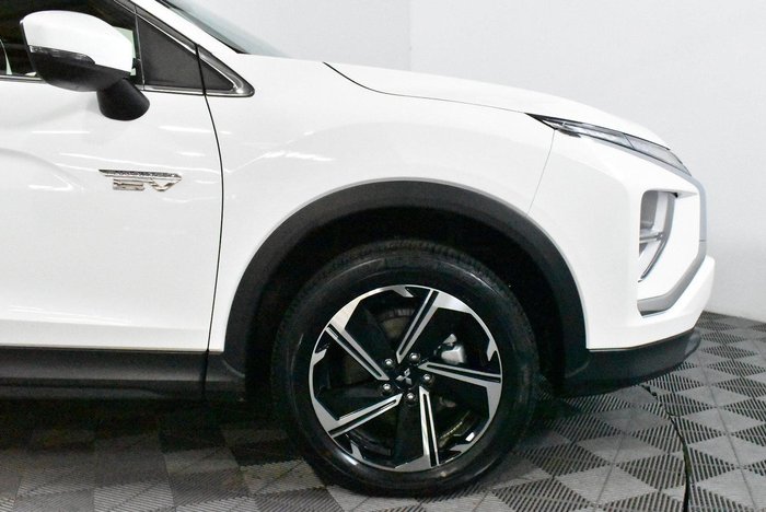 2023 Mitsubishi Eclipse Cross PHEV ES