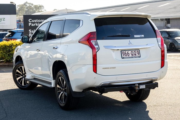 2015 Mitsubishi Pajero Sport GLS