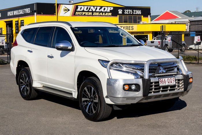 2015 Mitsubishi Pajero Sport GLS