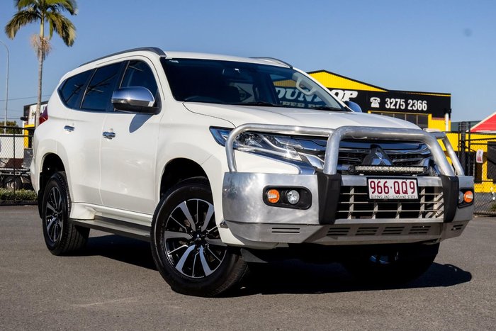 2015 Mitsubishi Pajero Sport
