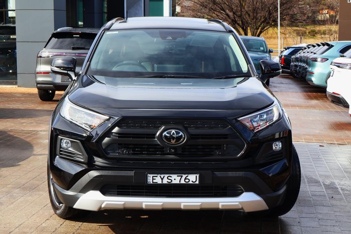 2020 Toyota RAV4 Edge