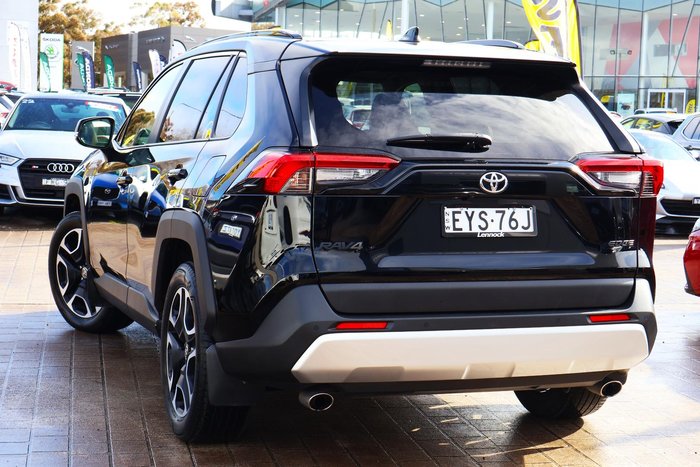 2020 Toyota RAV4 Edge