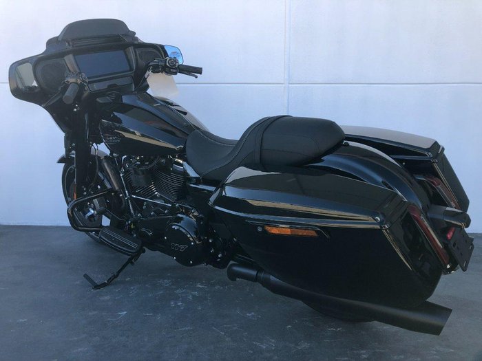 2026 Harley-Davidson Street Glide 117 (FLHX)