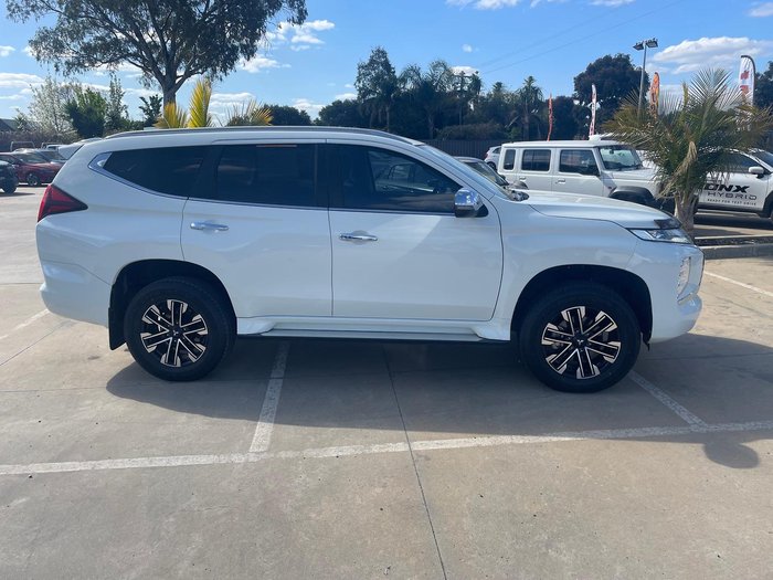 2021 Mitsubishi Pajero Sport GLS