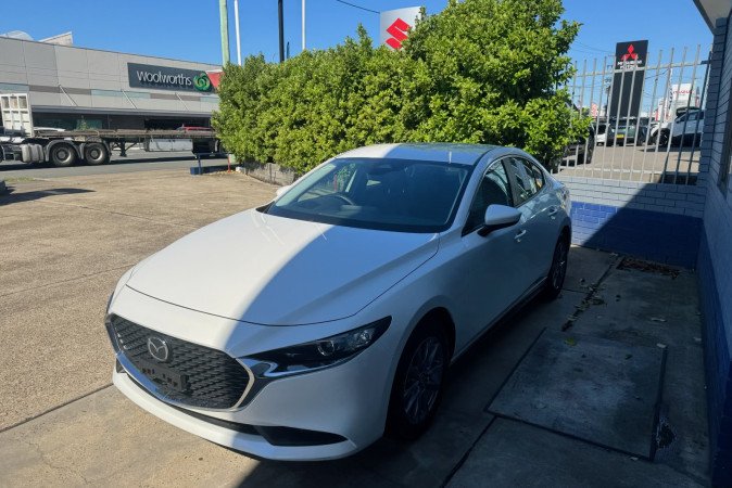 2024 MAZDA MAZDA3 G20 PURE