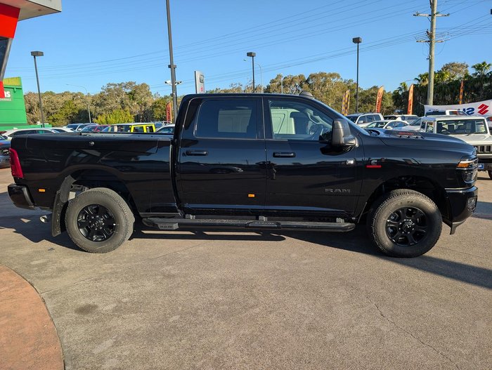 2026 RAM 2500 Laramie Rambox