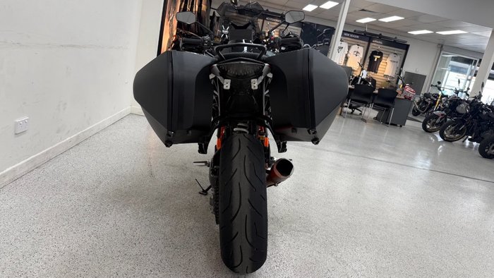 2018 Ktm 1290 SUPER DUKE GT White