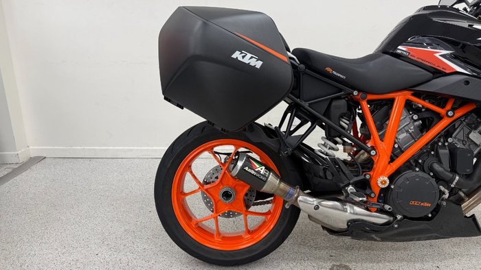 2018 Ktm 1290 SUPER DUKE GT White