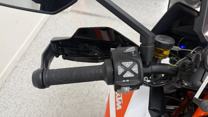 2018 Ktm 1290 SUPER DUKE GT White