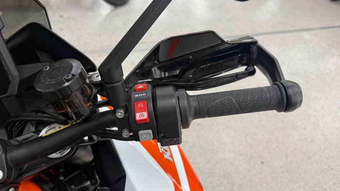2018 Ktm 1290 SUPER DUKE GT White