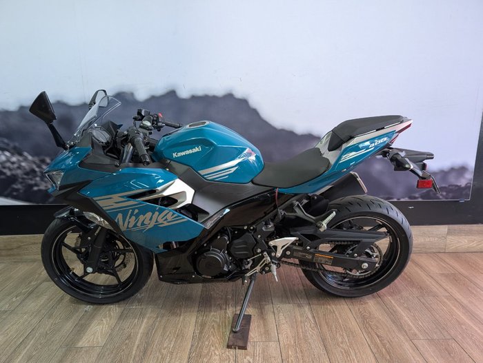 2020 Kawasaki NINJA 400 SE GREEN