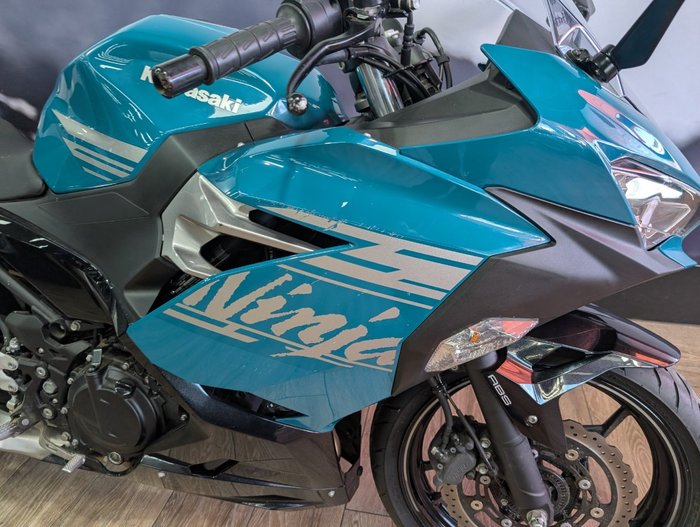2020 Kawasaki NINJA 400 SE GREEN