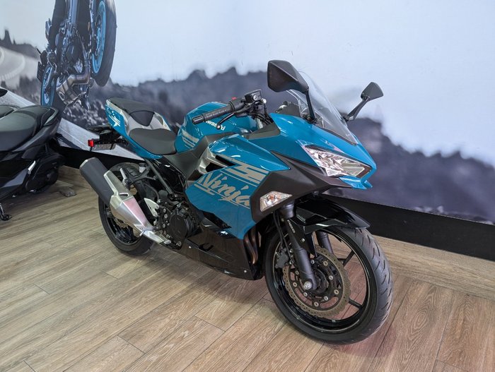 2020 Kawasaki NINJA 400 SE GREEN