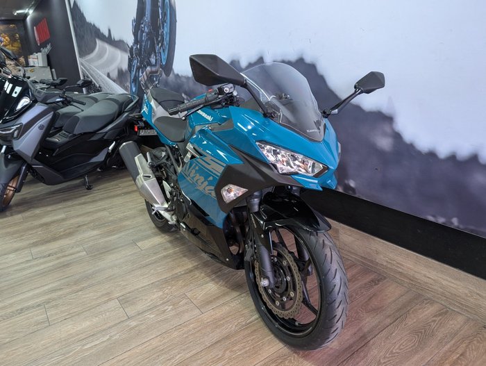2020 Kawasaki NINJA 400 SE GREEN