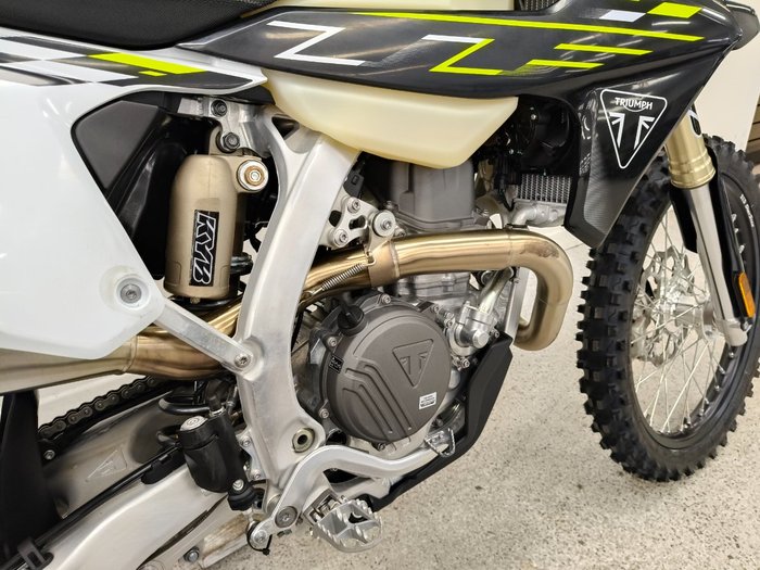 2026 Triumph TF 450-E BLACK/WHIT