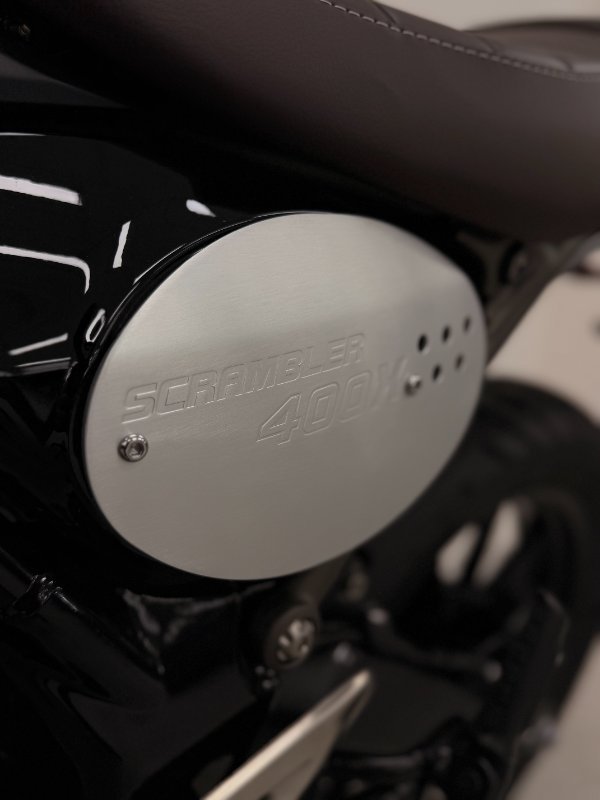2026 Triumph SCRAMBLER 400 X Matt Khaki Green / White