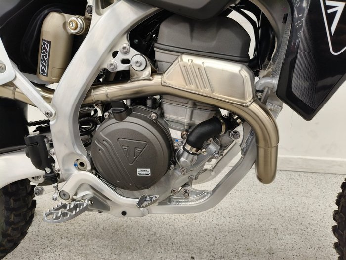 2026 Triumph TF 250-X BLACK/WHIT