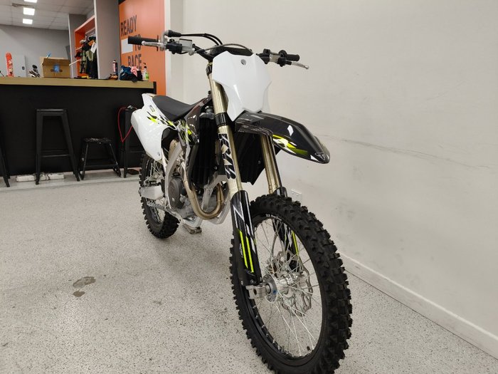 2026 Triumph TF 250-X BLACK/WHIT
