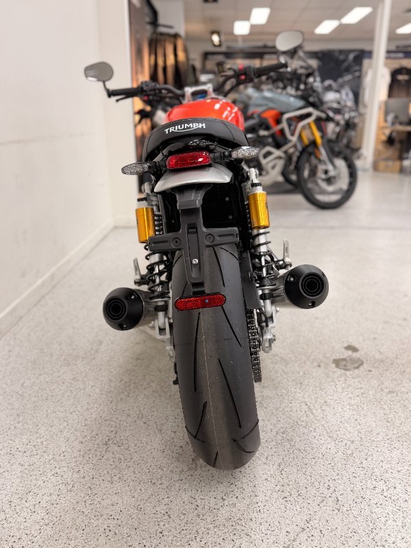 2026 Triumph BONNEVILLE SPEED TWIN 1200 RS black