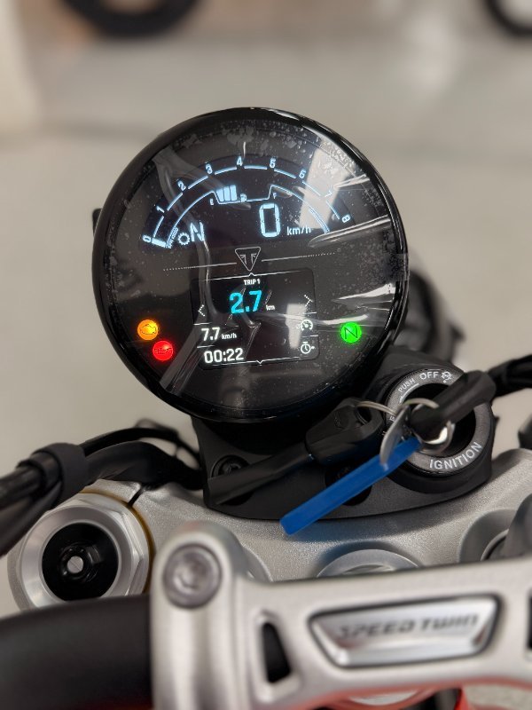 2026 Triumph BONNEVILLE SPEED TWIN 1200 RS black