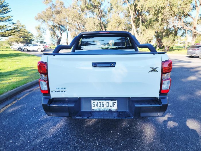 2025 Isuzu D-MAX X-RIDER